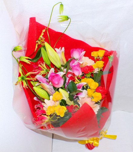 2018-12-16花キューピット花束