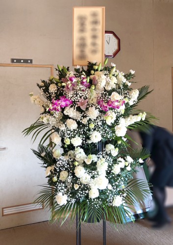 2021-2-22配達お供えスタンド花2段